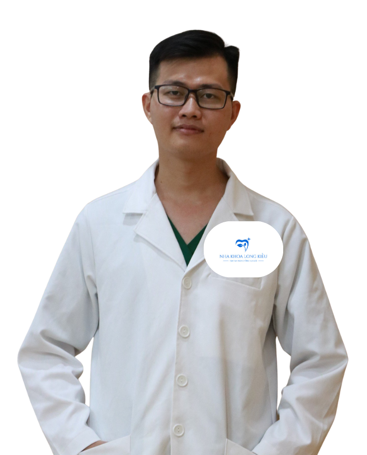 Bác sĩ Hoàng Phi Long